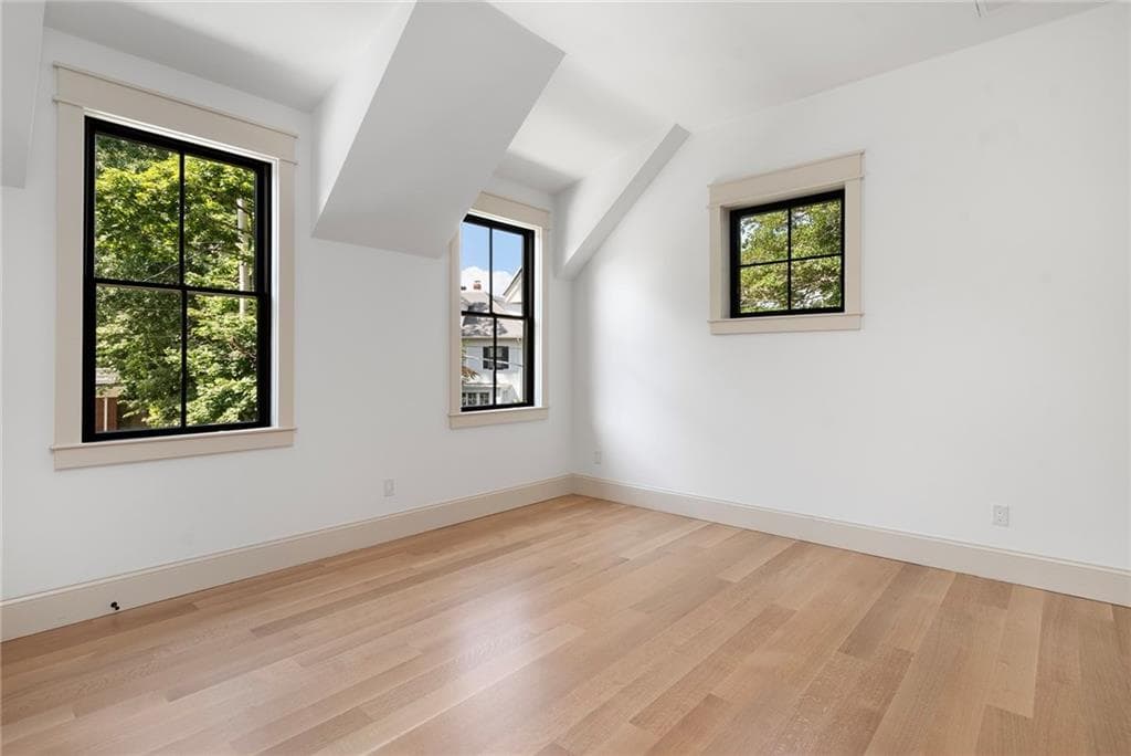 Single Family Residence at 251 Slater Avenue, Providence, photo 36 of 50