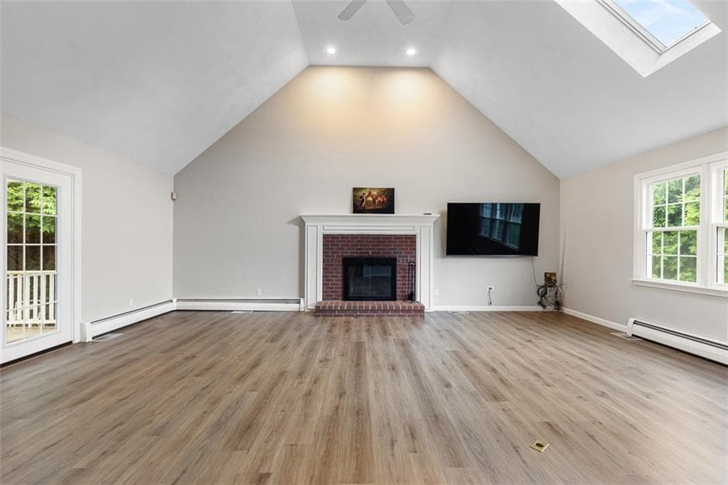 Single Family Residence at 12 Frederick Lane, Cumberland, photo 11 of 50