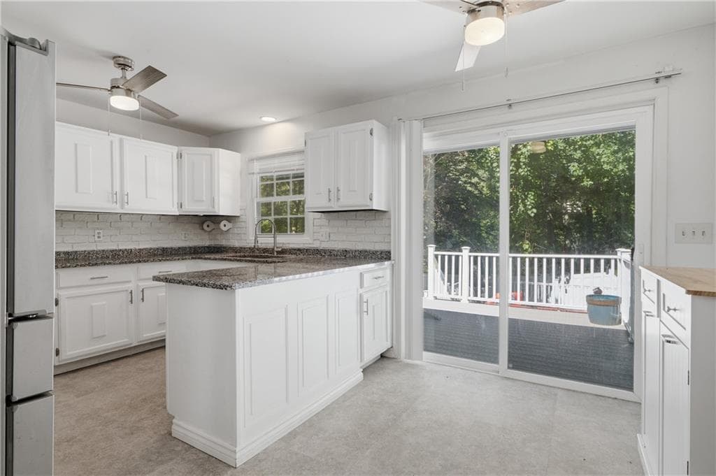 Single Family Residence at 43 Franklin Road, Scituate, photo 6 of 49