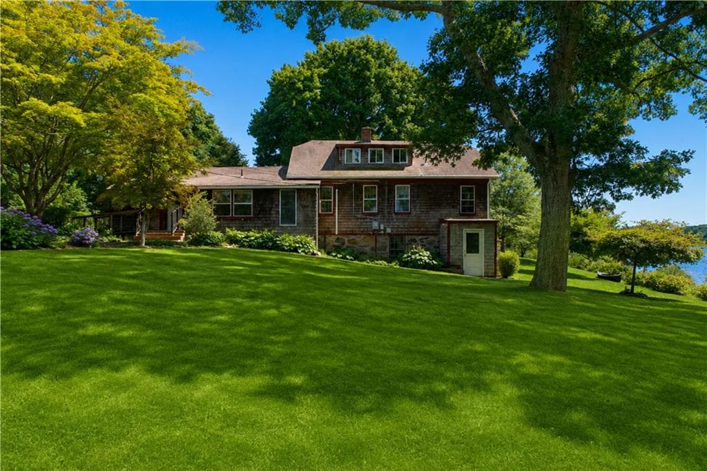 Single Family Residence at 75 Richard Smith Drive, North Kingstown, photo 2 of 48