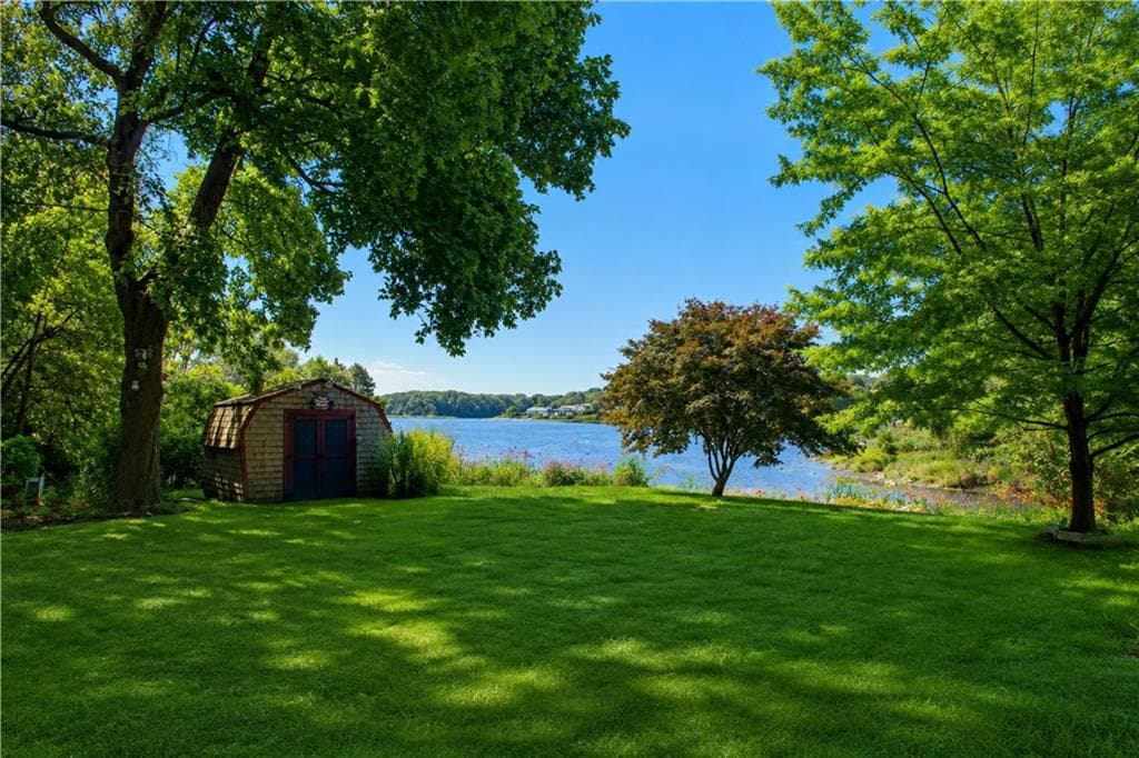 Single Family Residence at 75 Richard Smith Drive, North Kingstown, photo 3 of 48