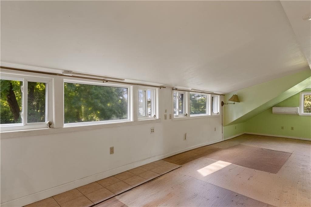 Single Family Residence at 75 Richard Smith Drive, North Kingstown, photo 32 of 48