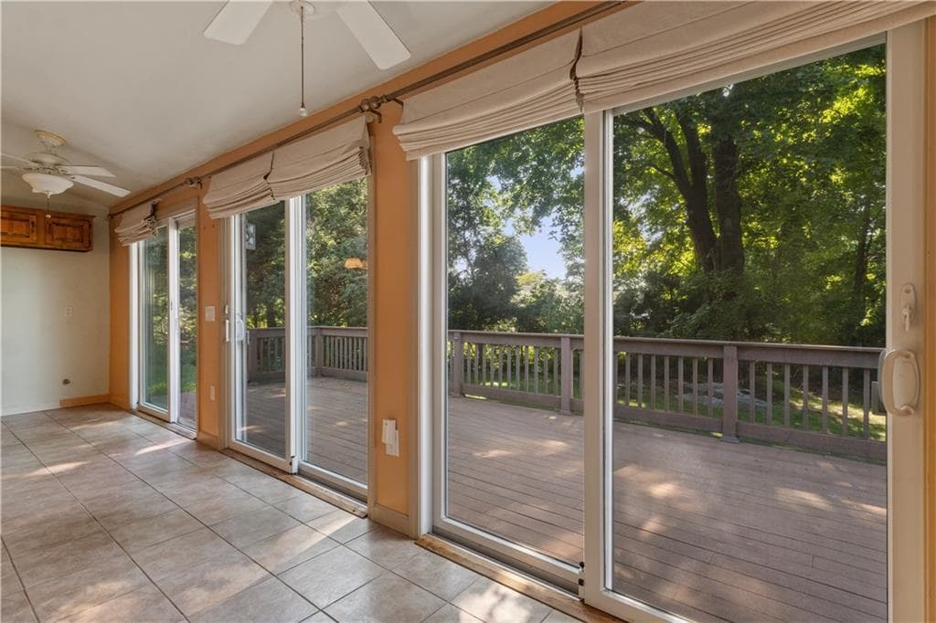 Single Family Residence at 75 Richard Smith Drive, North Kingstown, photo 21 of 48