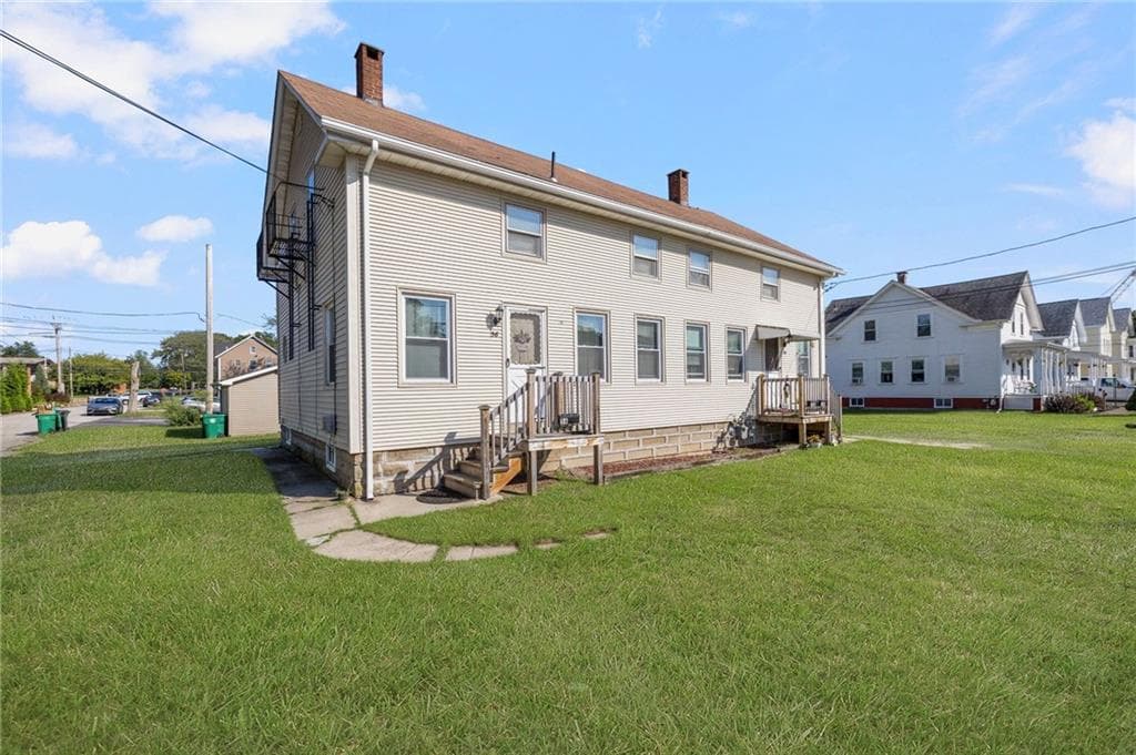 Multi Family at 54 Blackburn Street, Warwick, photo 3 of 33