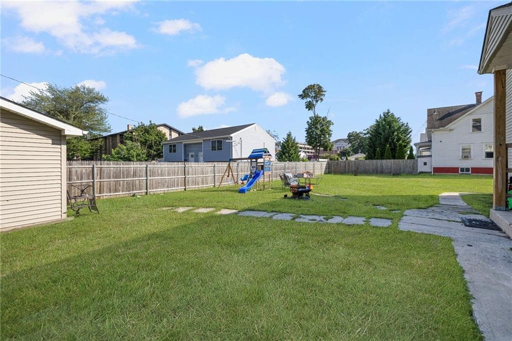 Multi Family at 54 Blackburn Street, Warwick, photo 5 of 33