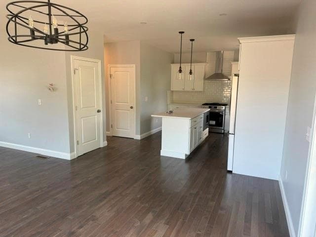 Single Family Residence at 6 Christopher Rhodes Way, Warwick, photo 4 of 22