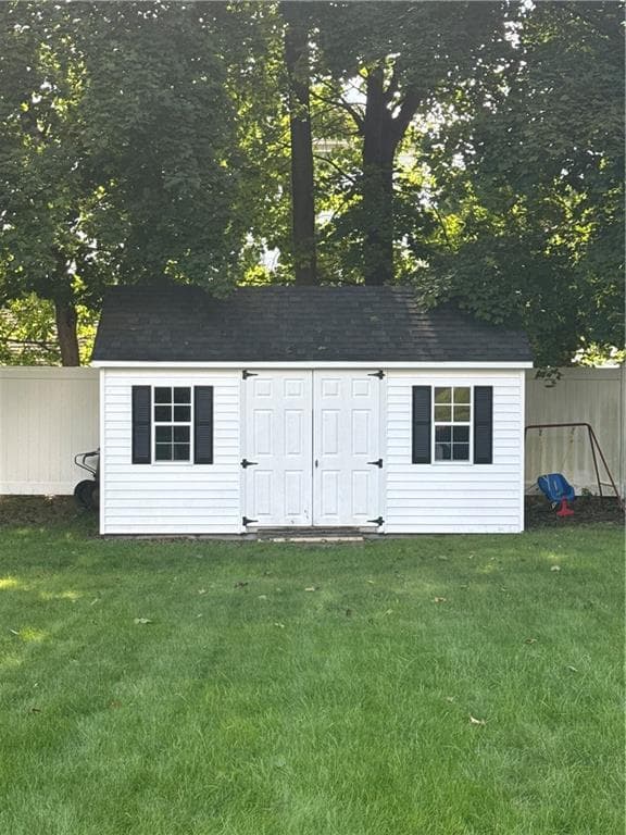 Single Family Residence at 141 Cleveland Street, Woonsocket, photo 20 of 22