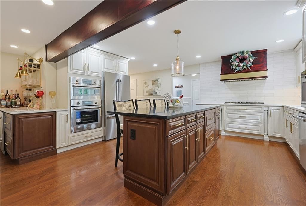 Single Family Residence at 34 Georgiana Drive, Cumberland, photo 8 of 42