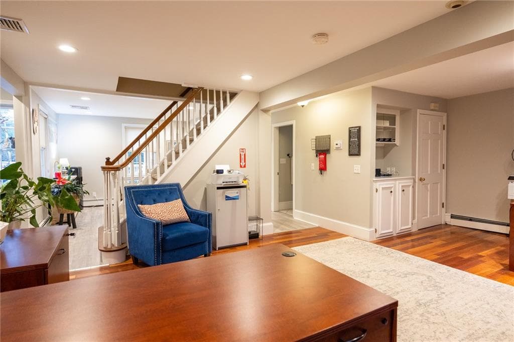 Single Family Residence at 1682 Douglas Avenue, North Providence, photo 19 of 50
