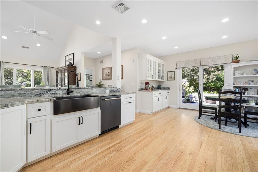 Single Family Residence at 23 Sea View Drive, Charlestown, photo 15 of 50