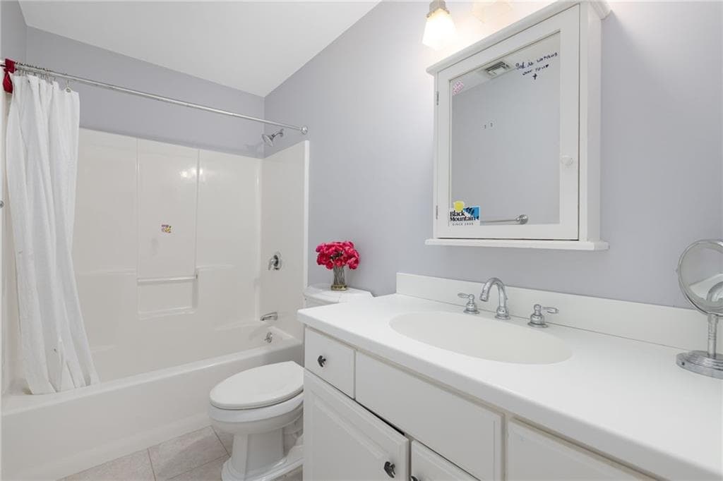 Single Family Residence at 23 Sea View Drive, Charlestown, photo 44 of 50