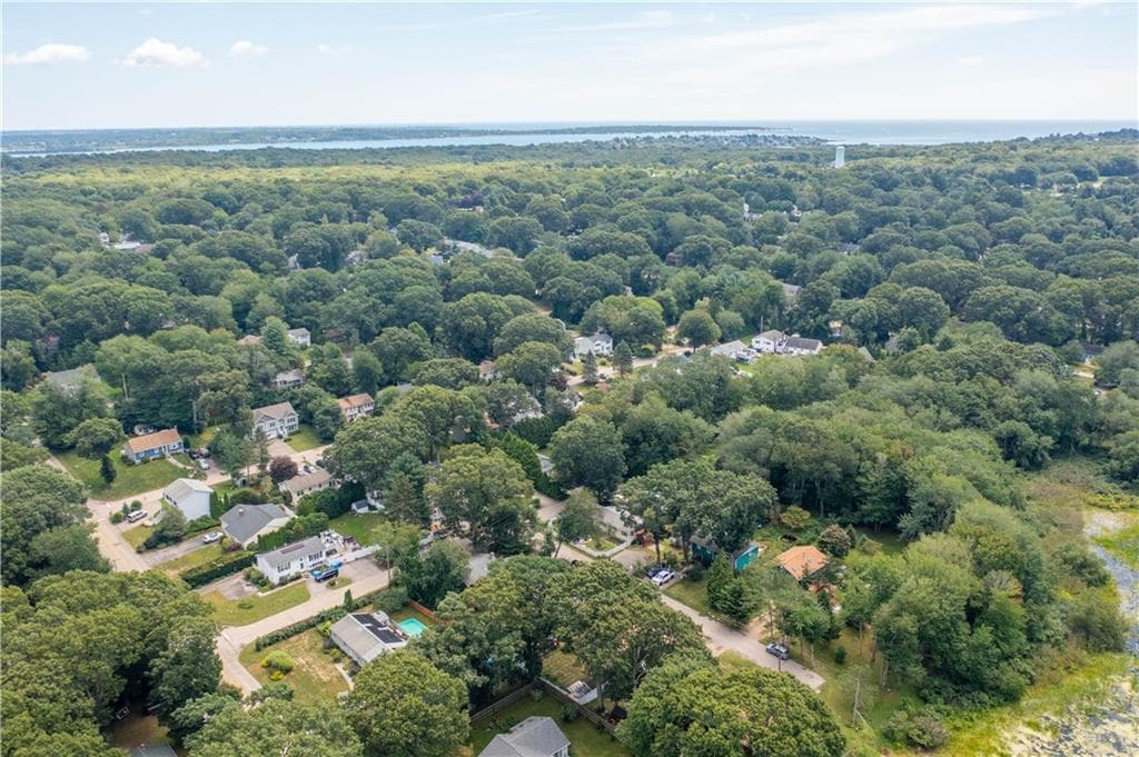 Single Family Residence at 4 Wake Robin Trail, Narragansett, photo 42 of 43