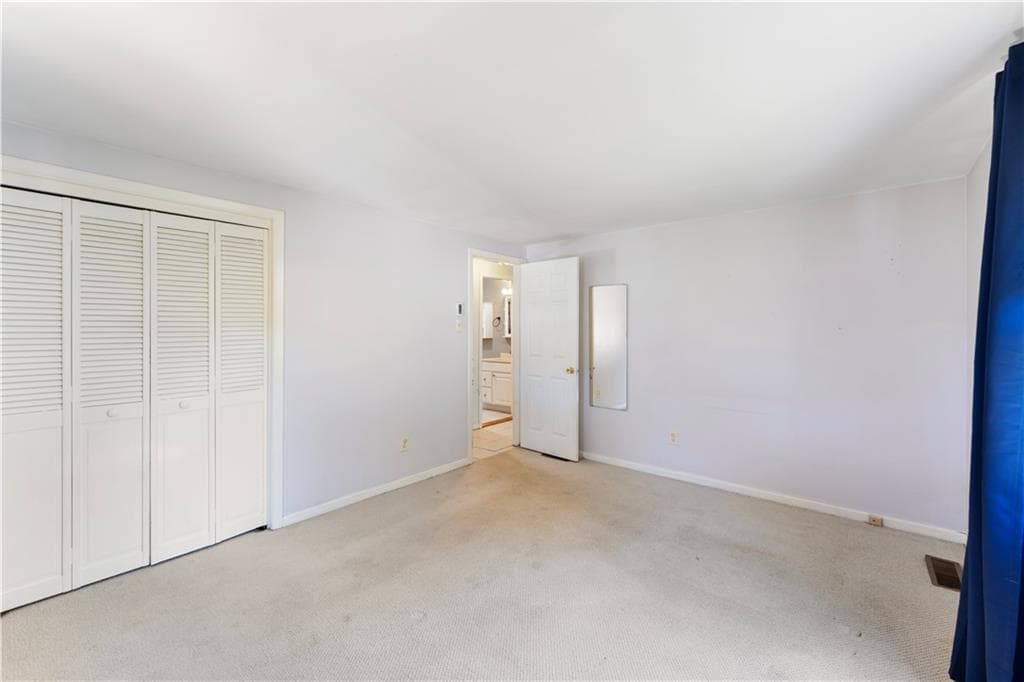 Single Family Residence at 4 Wake Robin Trail, Narragansett, photo 34 of 43