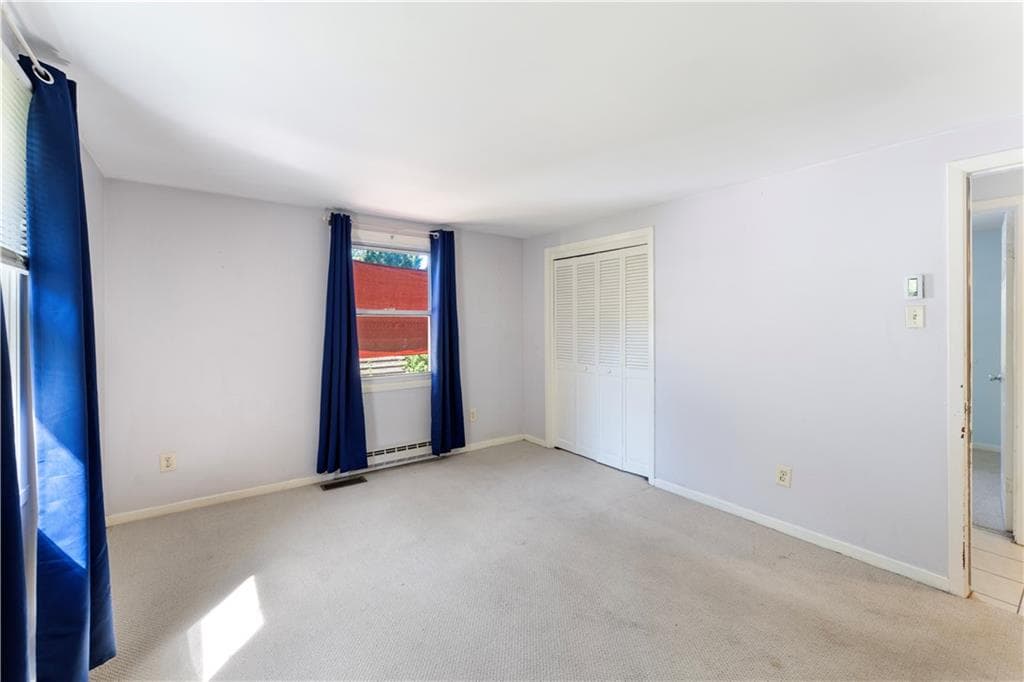 Single Family Residence at 4 Wake Robin Trail, Narragansett, photo 33 of 43