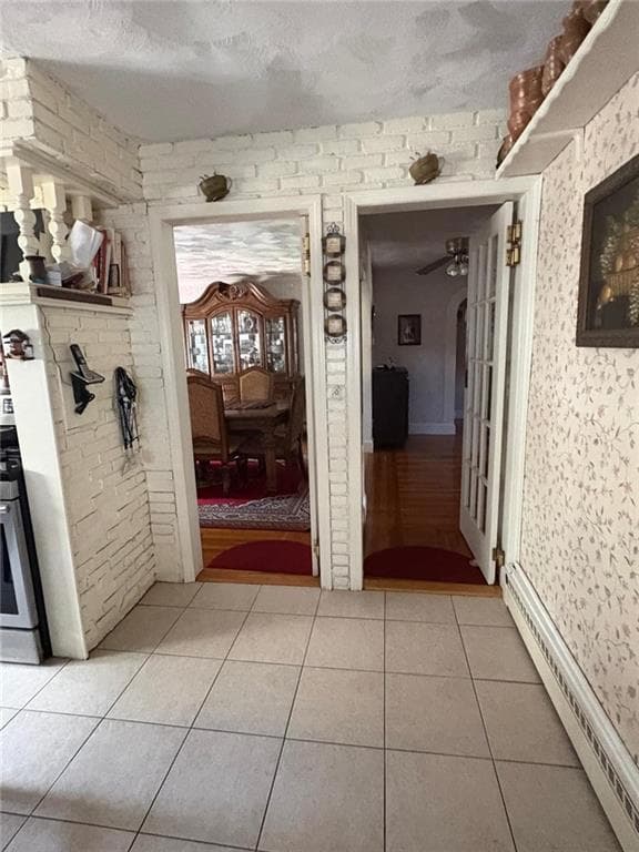 Single Family Residence at 82 Killingly Street, Providence, photo 10 of 25