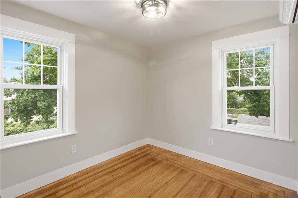 Single Family Residence at 4196 Post Road, Warwick, photo 13 of 22