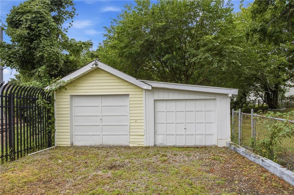 Single Family Residence at 4196 Post Road, Warwick, photo 22 of 22