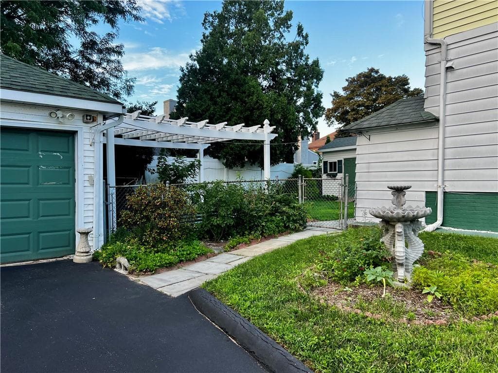 Multi Family at 53 Sylvia Avenue, North Providence, photo 12 of 48
