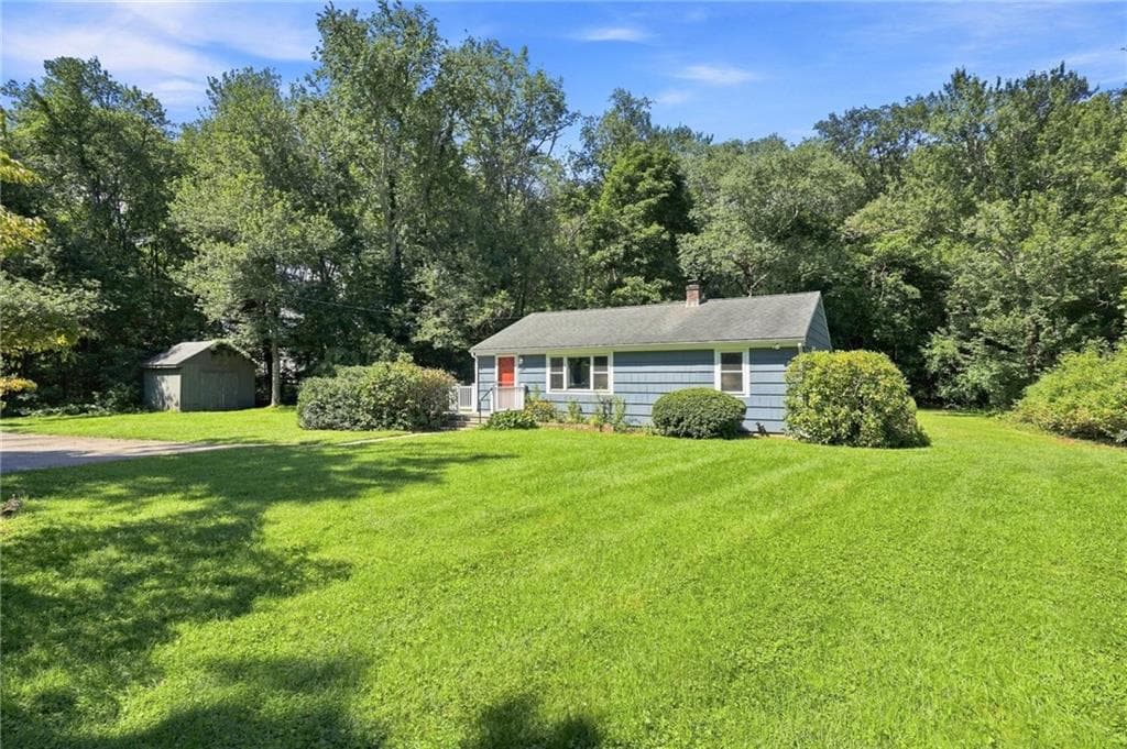 Single Family Residence at 42 Sherman Avenue, South Kingstown, photo 2 of 32