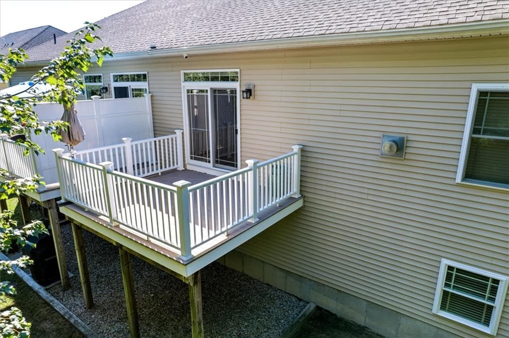 Condominium at 152 Allegra Lane, North Kingstown, photo 8 of 47