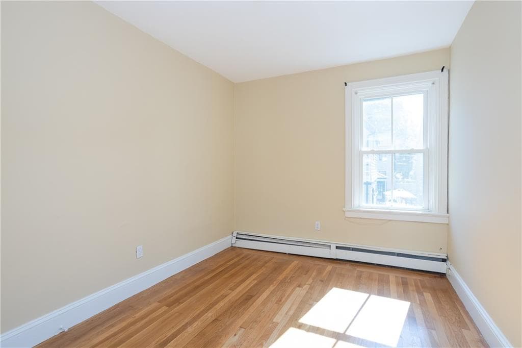 Condominium at 85 Mill Street UNIT 2, Newport, photo 18 of 27
