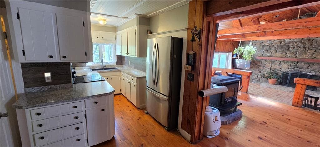 Single Family Residence at 97 Mendon Road, North Smithfield, photo 6 of 26