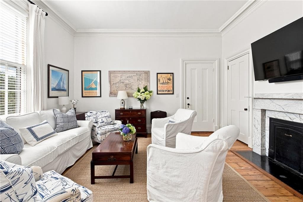 Condominium at 12 Mount Vernon Street UNIT 4, Newport, photo 8 of 50