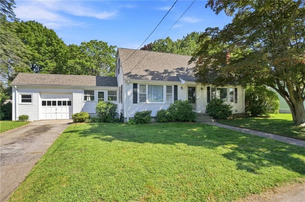 Single Family Residence at 12 Rollins Road, Warwick, photo 34 of 34