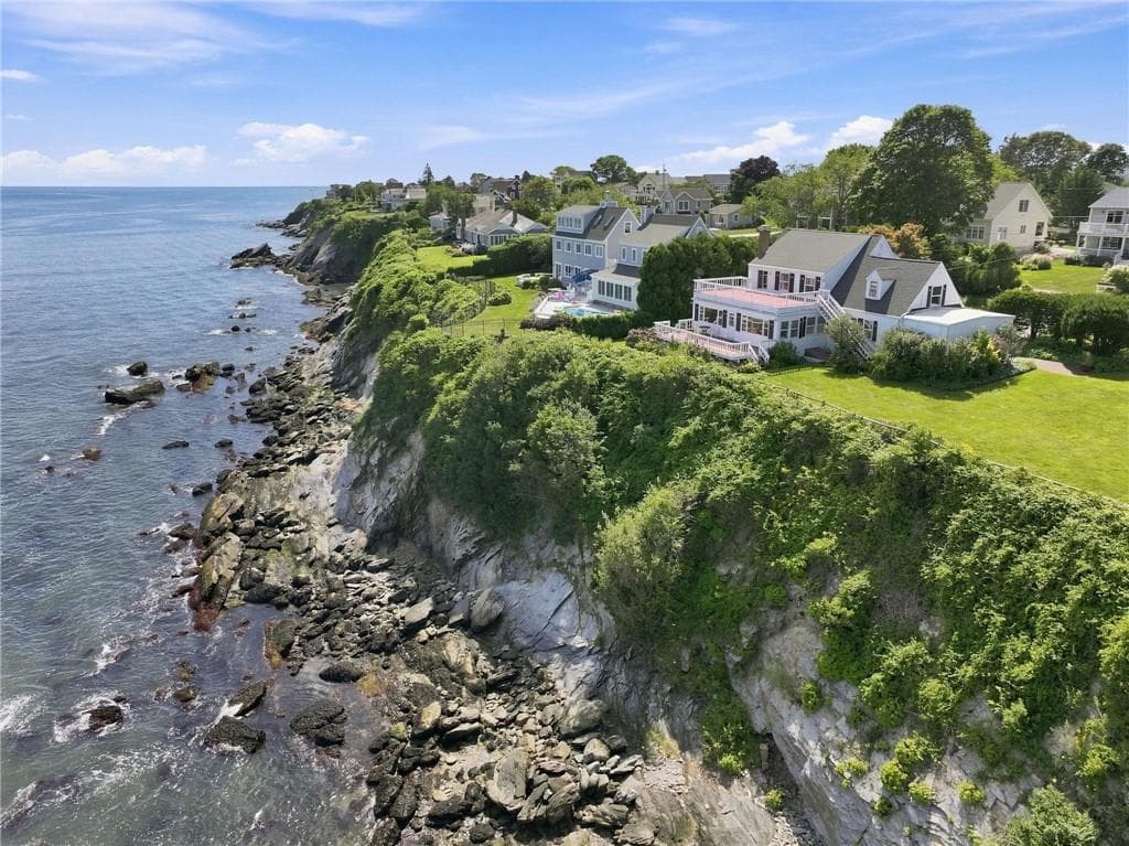 Single Family Residence at 168 Colonel John Gardner Road, Narragansett, photo 3 of 48