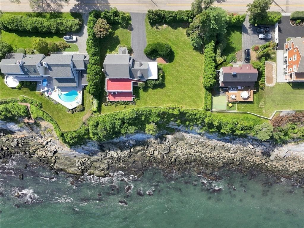 Single Family Residence at 168 Colonel John Gardner Road, Narragansett, photo 34 of 48