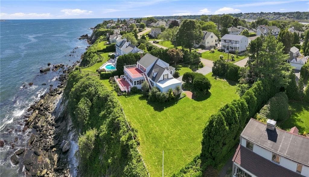 Single Family Residence at 168 Colonel John Gardner Road, Narragansett, photo 35 of 48