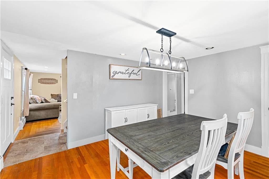 Single Family Residence at 538 Bound Road, Woonsocket, photo 11 of 41