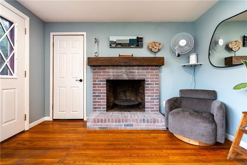 Single Family Residence at 6 Manor Drive, Coventry, photo 8 of 35