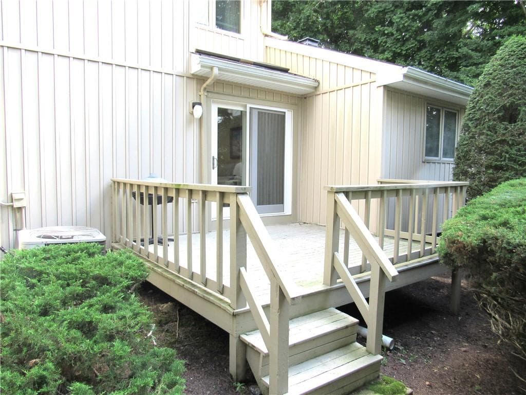 Condominium at 335 South Pier Road UNIT 4D, Narragansett, photo 27 of 29