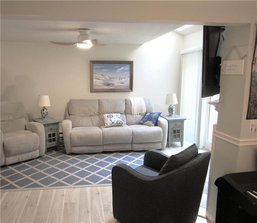 Condominium at 335 South Pier Road UNIT 4D, Narragansett, photo 12 of 29