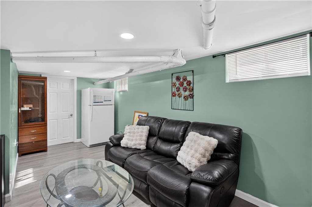 Single Family Residence at 91 Waterman Avenue, Cranston, photo 13 of 19