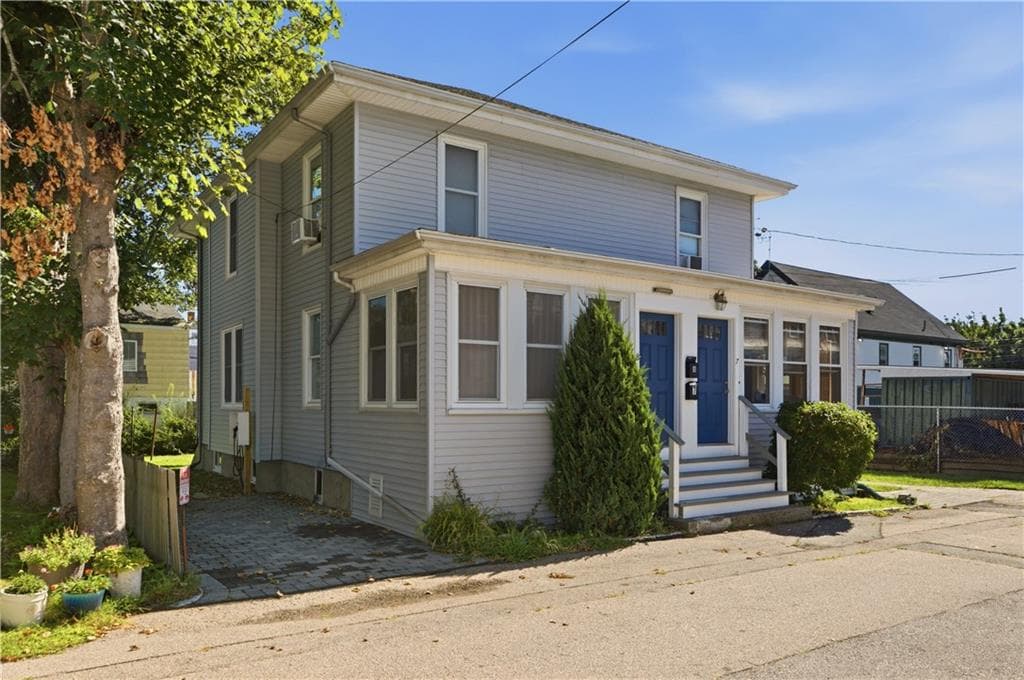 Multi Family at 7 8 Warner Place, Newport, photo 2 of 43