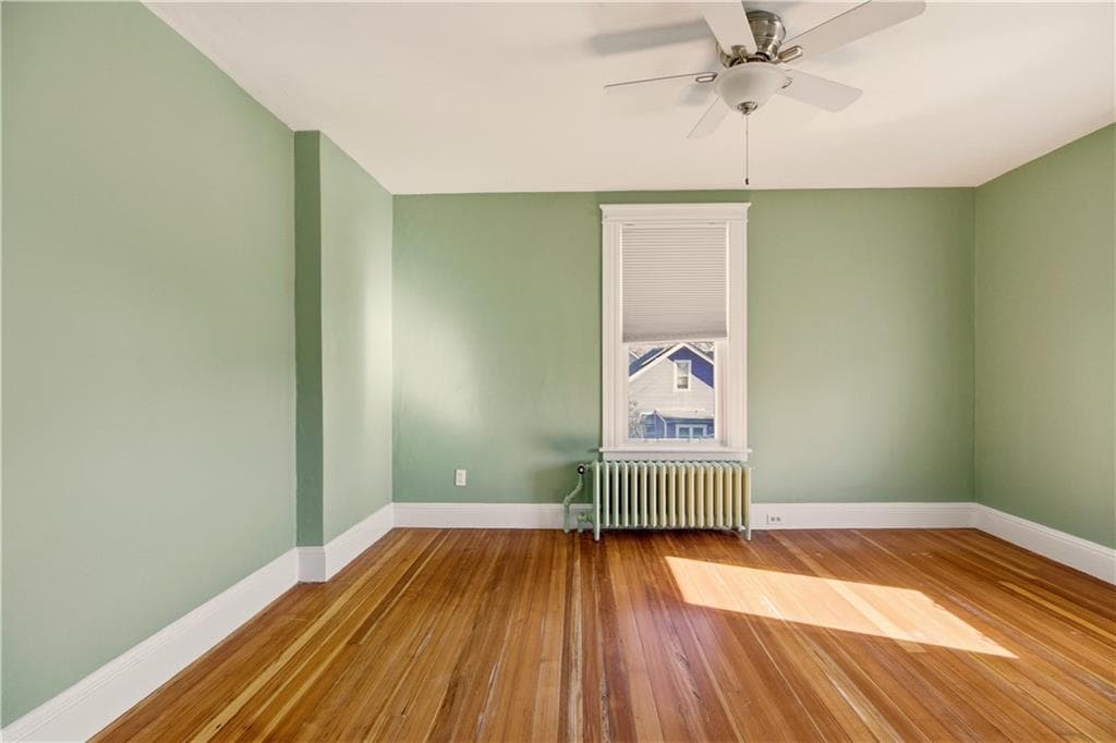 Multi Family at 7 8 Warner Place, Newport, photo 19 of 43