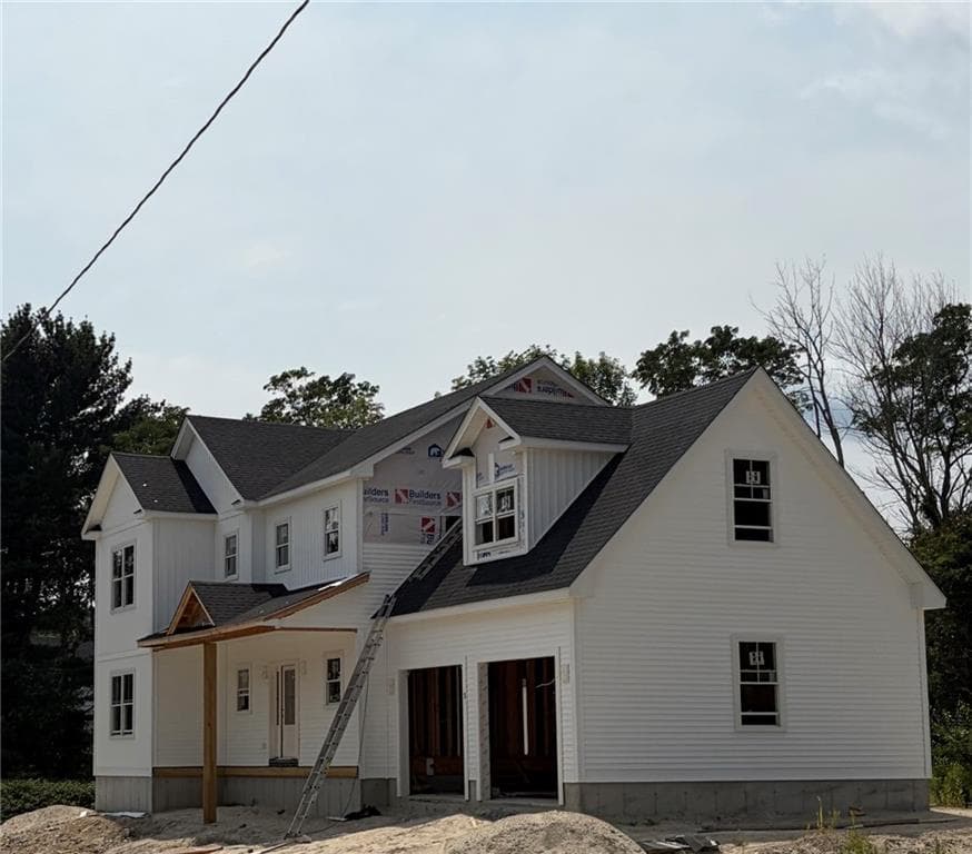 Single Family Residence at 2 Upper Farm Way, Johnston, photo 2 of 24