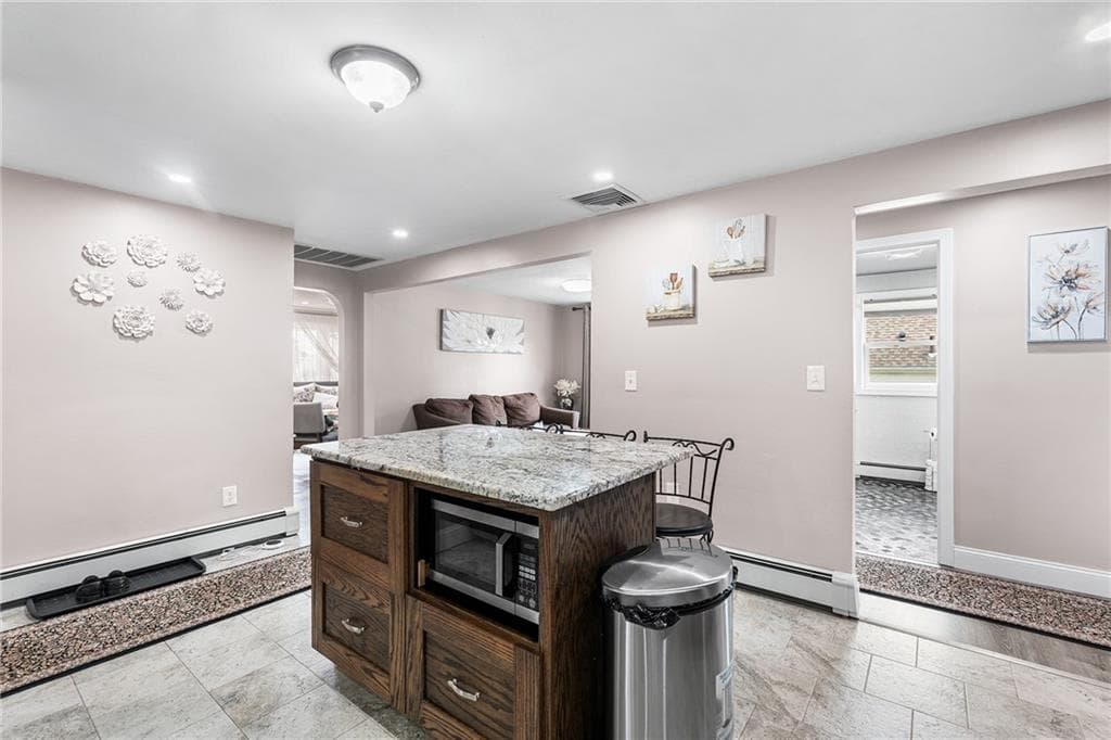 Single Family Residence at 60 Hendrick Street, Providence, photo 7 of 30