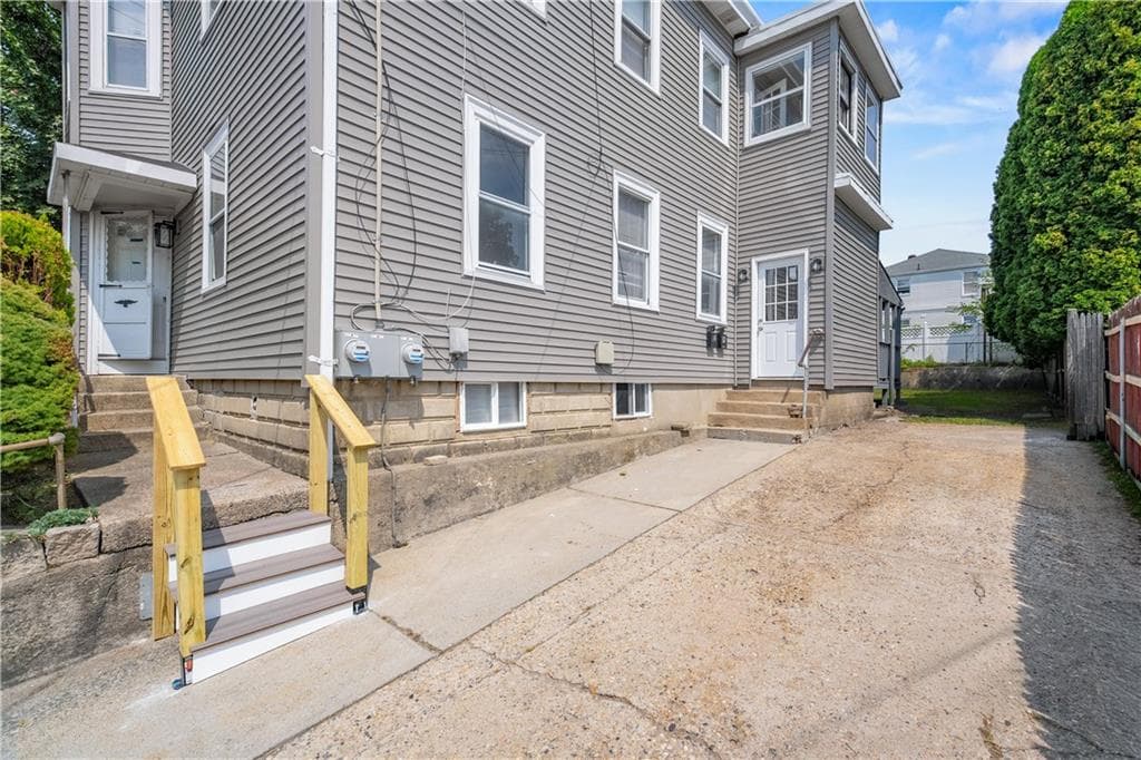 Multi Family at 117 Chestnut Hill Avenue, Cranston, photo 3 of 23