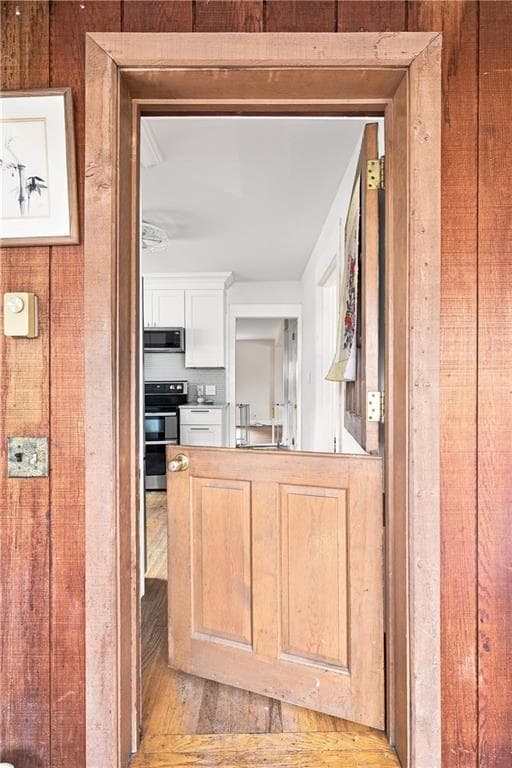 Single Family Residence at 10 Justice Street, Providence, photo 8 of 32