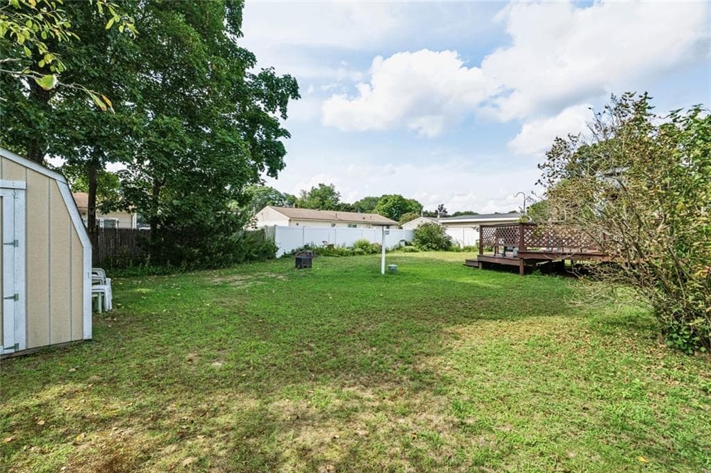 Single Family Residence at 16 Marigold Drive, Warwick, photo 23 of 26