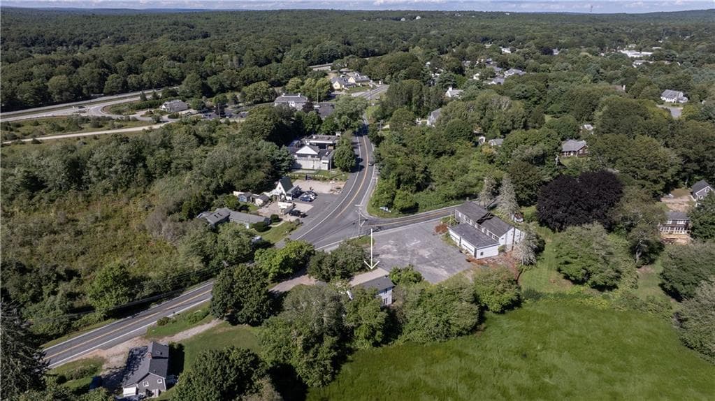 Commercial at 4202 Old Post Road, Charlestown, photo 2 of 45