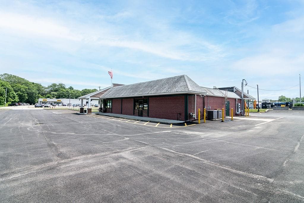Commercial at 6595 Post Road, North Kingstown, photo 7 of 38