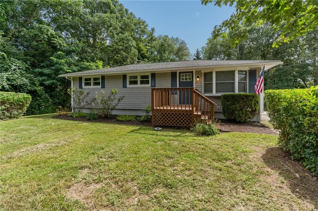 Single Family Residence at 40 Tern Road, Narragansett, photo 3 of 48