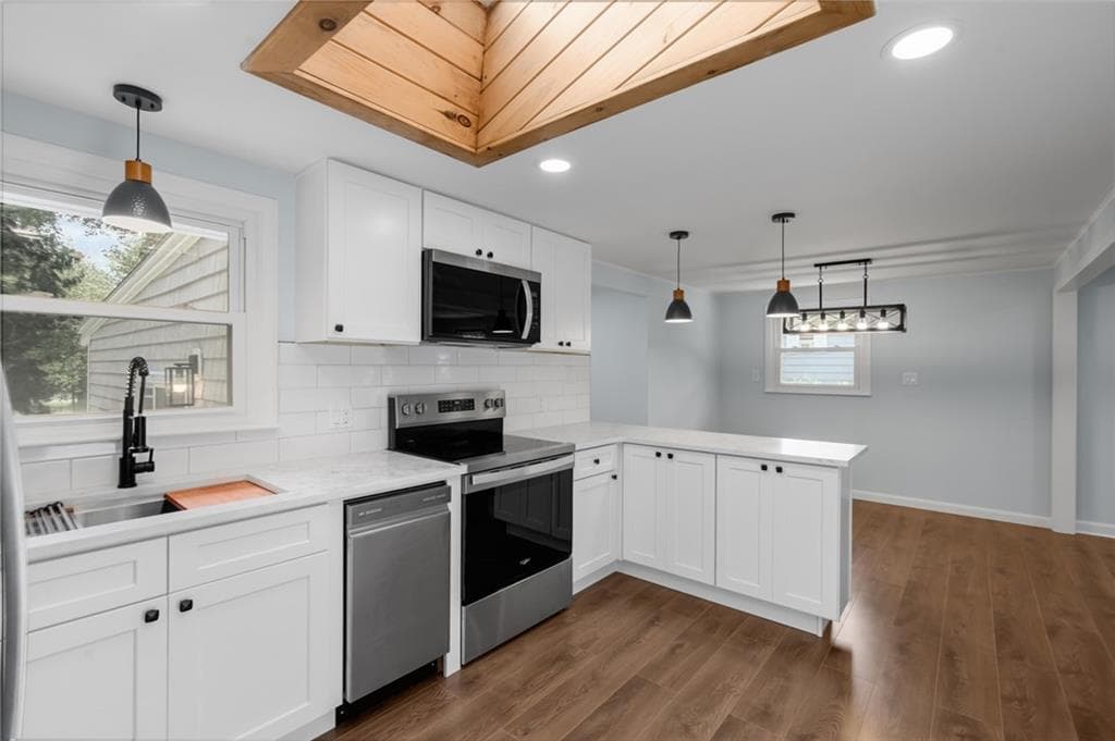 Single Family Residence at 40 Tern Road, Narragansett, photo 10 of 48