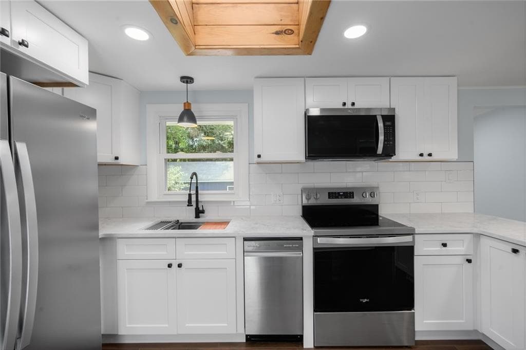 Single Family Residence at 40 Tern Road, Narragansett, photo 11 of 48