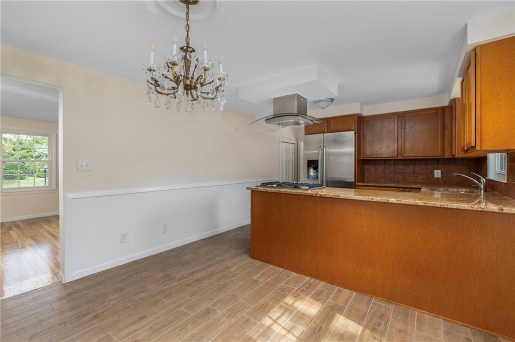 Single Family Residence at 56 Fashion Drive, Warwick, photo 23 of 40