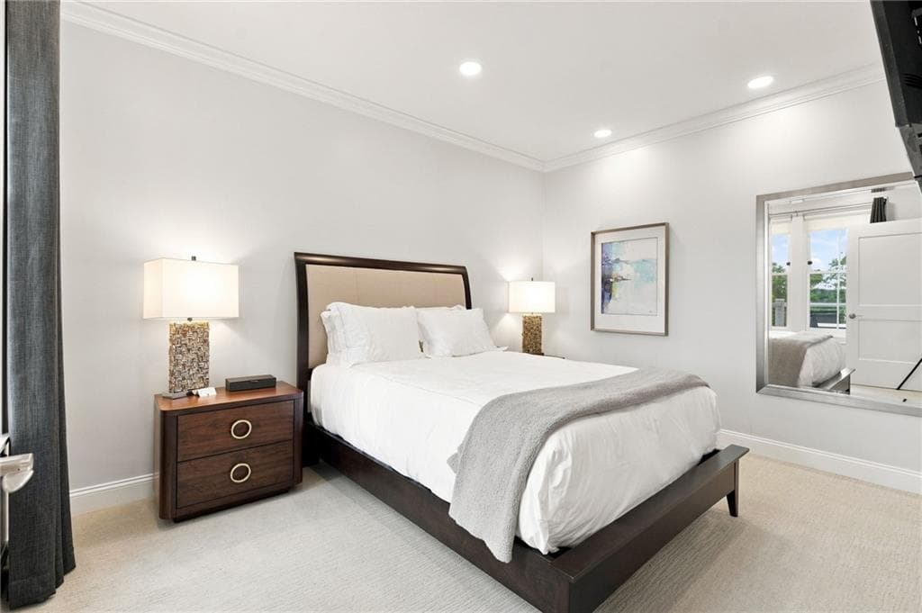 Condominium at 2 Bumblebee Lane, Richmond, photo 14 of 28
